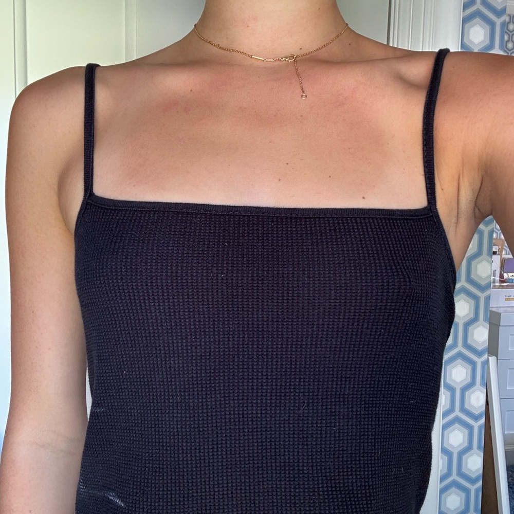 Brandy Melville sleeveless tank cropped Black Women's Top